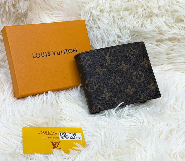 Men's Monogram Wallet – Classic Pattern Design, Compact Card & Cash Holder for Everyday Use | Louis Vuitton
