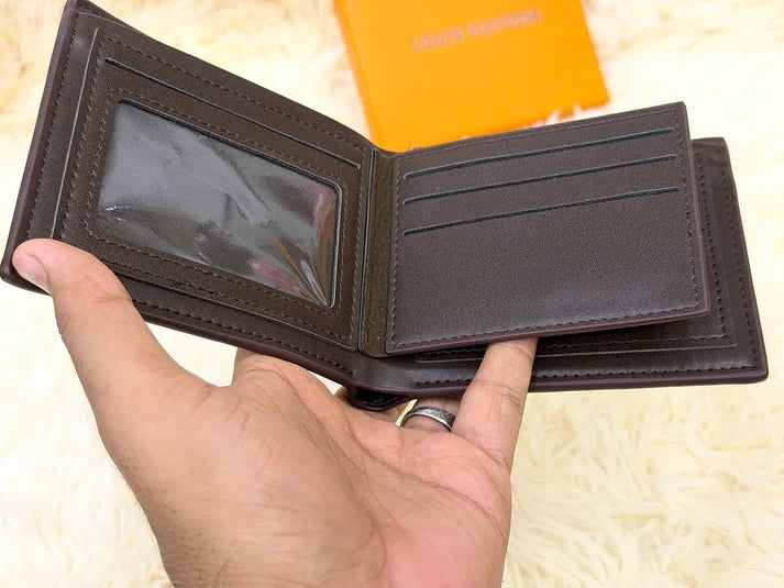 Men's Monogram Wallet – Classic Pattern Design, Compact Card & Cash Holder for Everyday Use | Louis Vuitton