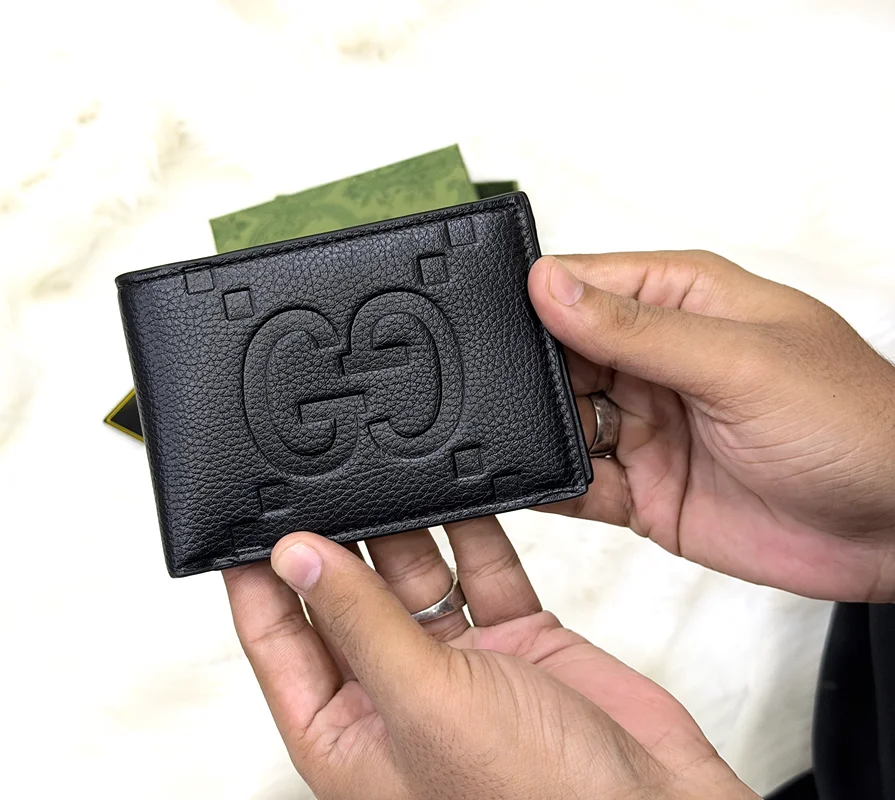 Men's Black Wallet – Sleek Minimalist Design with Refined Details, Everyday Card & Cash Holder  Gucci