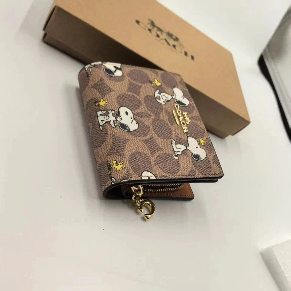 Women's Snap Wallet – Signature Canvas with Snoopy Character Print, Compact Card & Cash Organizer | COACH x Peanuts CBN32