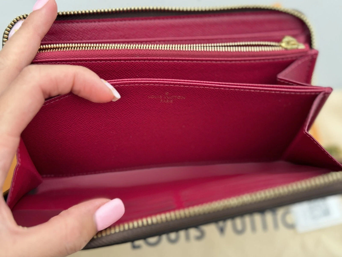 Women's Zip-Around Wallet – Classic Monogram Canvas with Fuchsia Interior, Everyday Card & Cash Organizer | Louis Vuitton Zippy